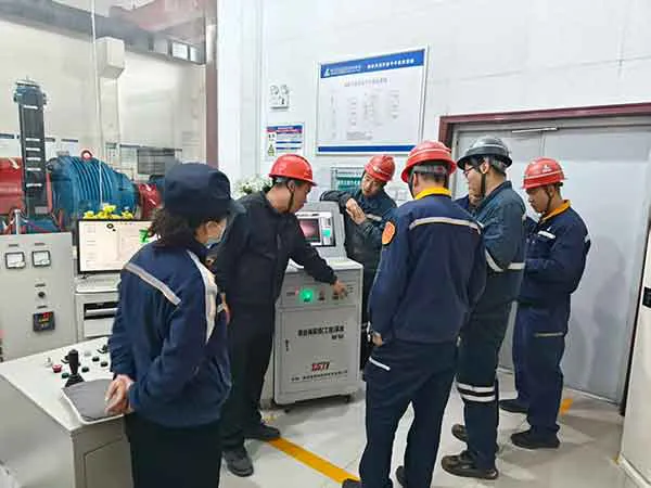 驻扎项目一线